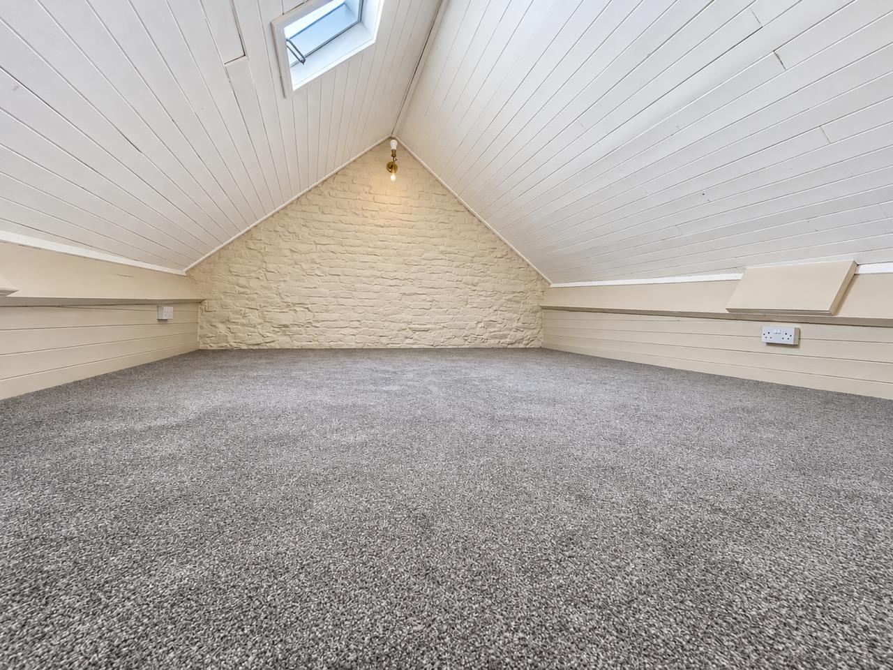 Goppa Road, Pontarddulais, Swansea, SA4 8JW
